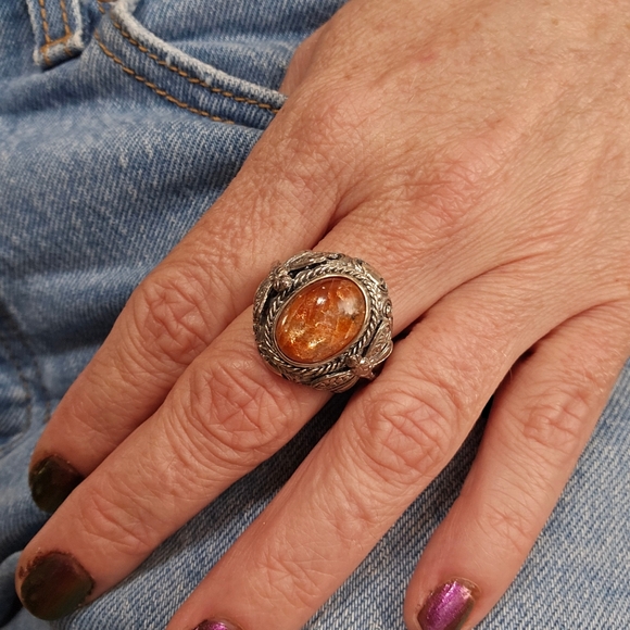 Sunstone Ring - Picture 7 of 9